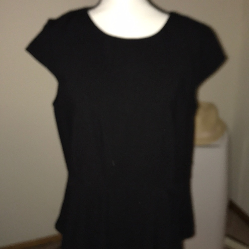H & M blouse 👚, excellent to go to work